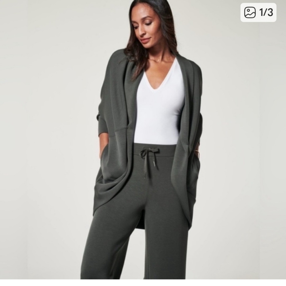 SPANX Cardigan In Cacoon Green - Picture 5 of 8
